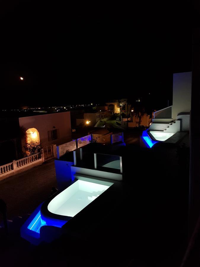 Amera Suites Fira  Exterior foto